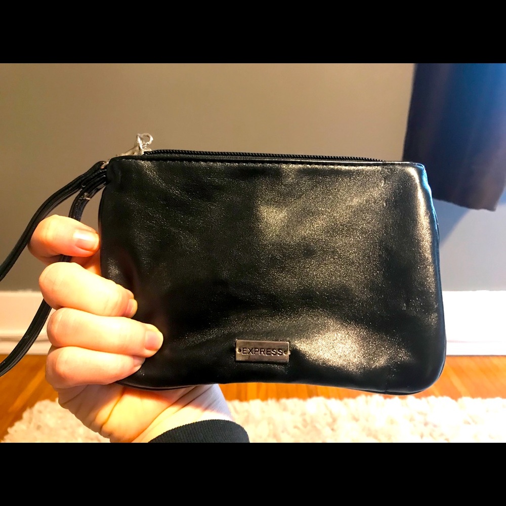 EXPRESS wristlet